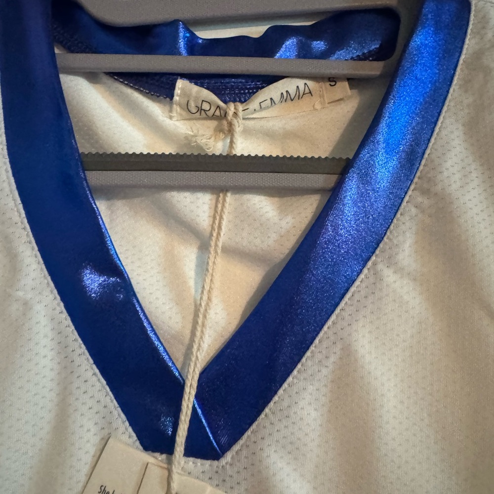 NWT USA Jersey style Graphic White T-Shirt - Picture 6 of 8